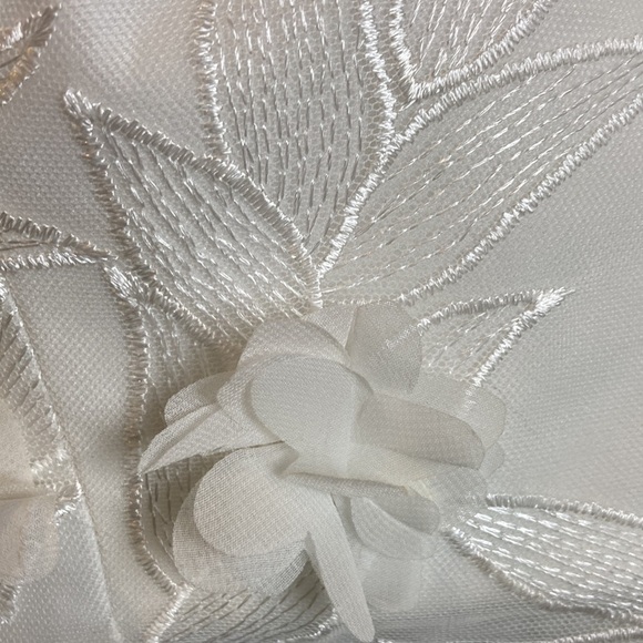 DRESS THE POPULATION CAROLINA 3D BUTTERFLY Appliqué TOP Medium NWT Formal Prom - Picture 8 of 16